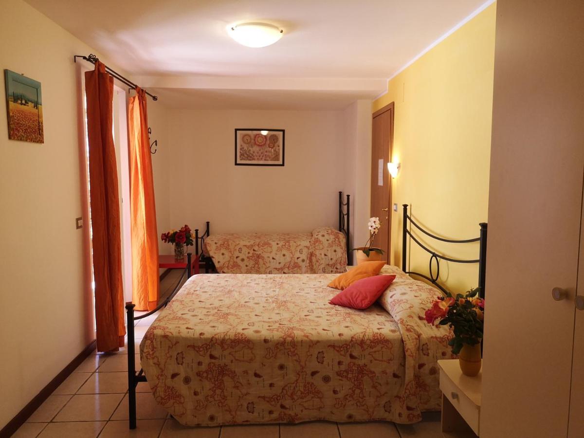 A Due Passi Dal Mare B&B Numana Eksteriør bilde