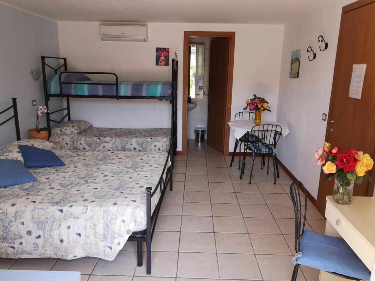 A Due Passi Dal Mare B&B Numana Eksteriør bilde